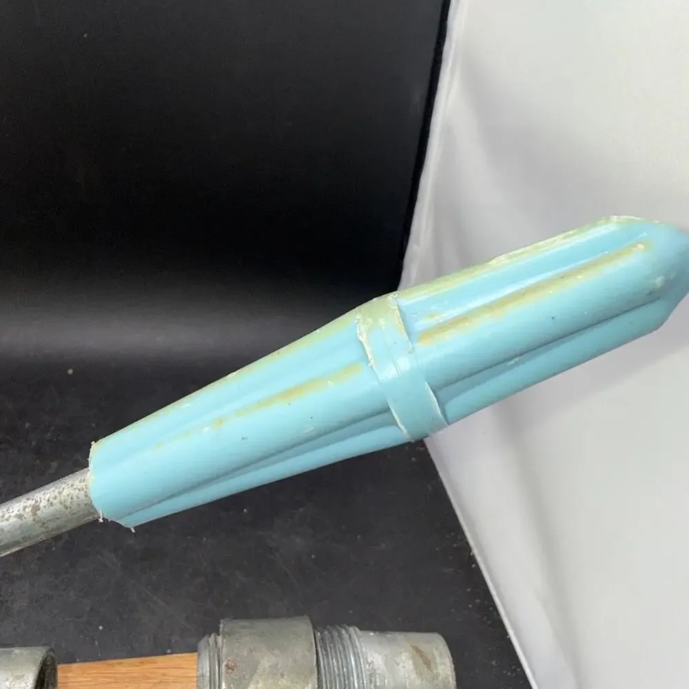Vintage Reed’s Rocket Nutcracker Lever Action Metal Wood Base USA Pecan Walnut